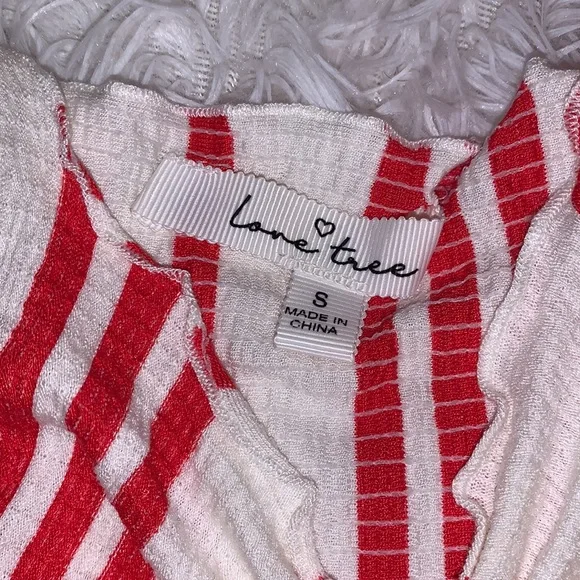 ✨2 SUMMER TOPS✨ - Picture 3 of 11